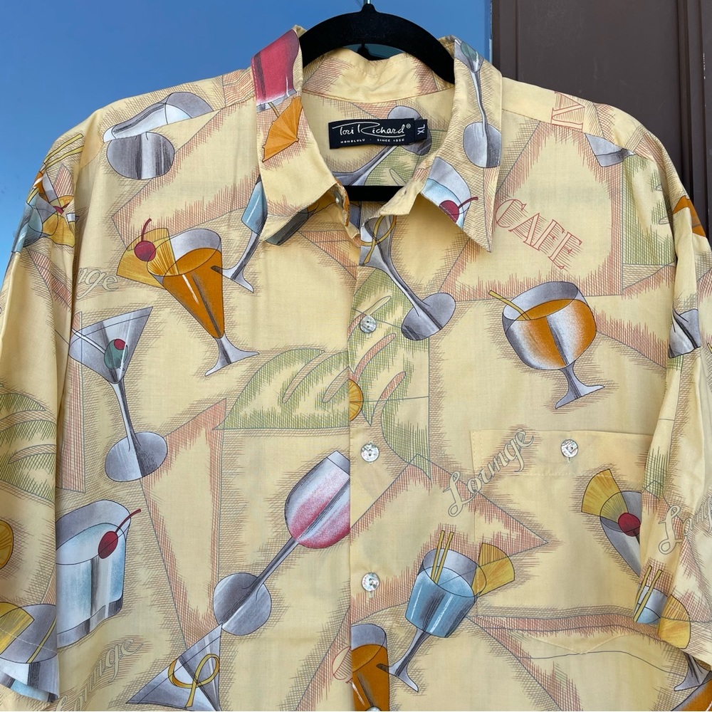 Tori Richard Yellow Lounge Cocktails Hawaiian Shirt XL